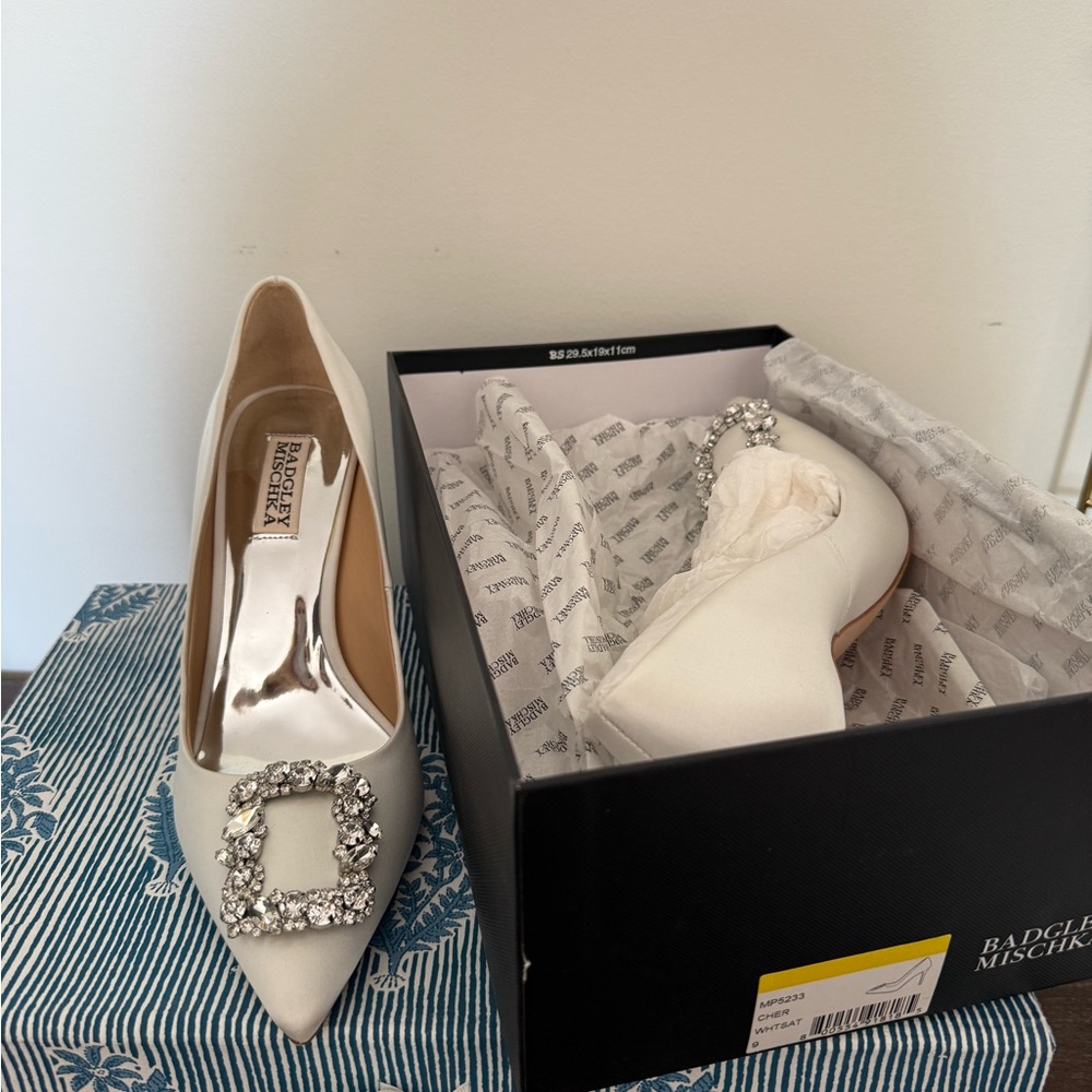 Badgley Mischka Ivory Heels with Crystal Buckle